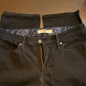 Levi's Women's Straight Leg Jeans in Black